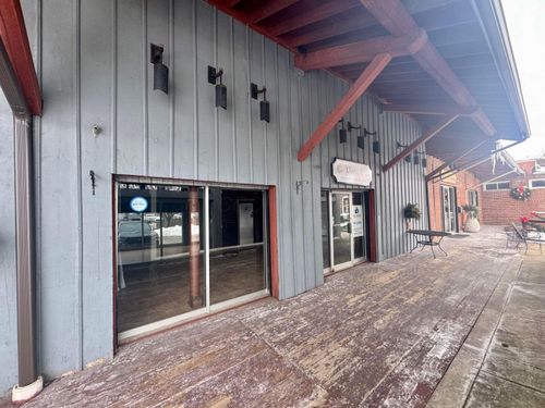 241 Market St, Zanesville, OH, 43701-3428 | Card Image