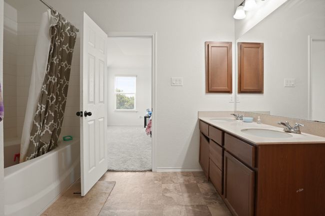 538 Thunder Valley Trl, House other with 5 bedrooms, 4 bathrooms and null parking in Georgetown TX | Image 25