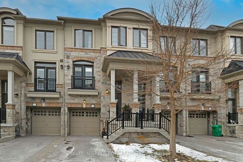 553 Mermaid Cres, Mississauga, ON, L5G0B3 | Card Image