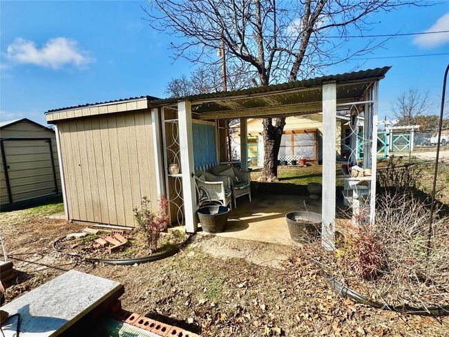 302 E Castlewood Dr, House other with 2 bedrooms, 1 bathrooms and 4 parking in Granite Shoals TX | Image 9