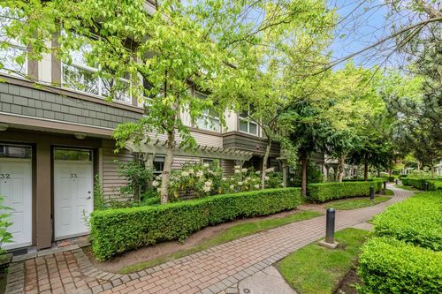 33-15353 100 Ave, Surrey, BC, V3R3S6 | Card Image