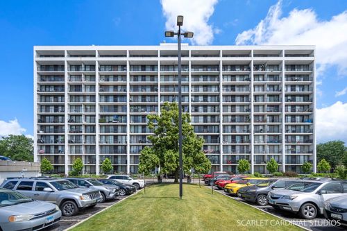 703-2005 Finley Rd, Lombard, IL, 60148-4847 | Card Image