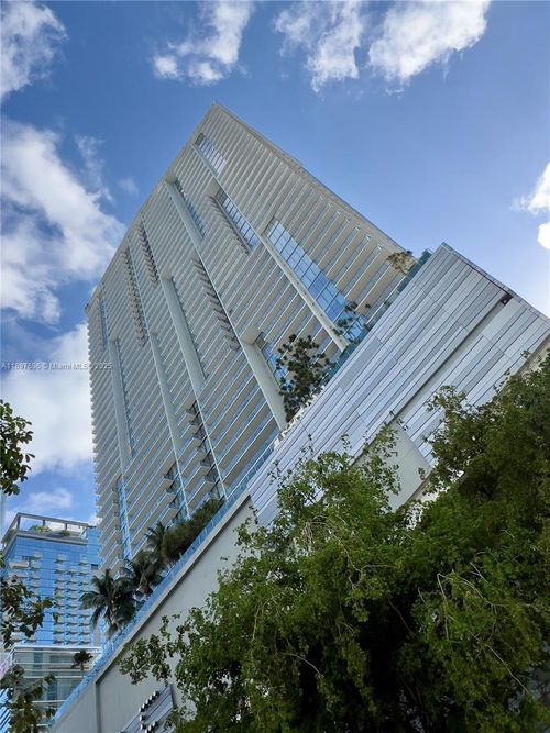 apt-3611-68 Se 6th St, Miami, FL, 33131-3499 | Card Image
