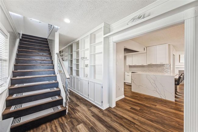 1330 Coral Way, House other with 4 bedrooms, 5 bathrooms and 3 parking in Tiki Island TX | Image 7