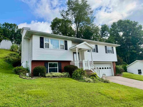 111 Braddock Street, Fairmont, WV, 26554 | Card Image