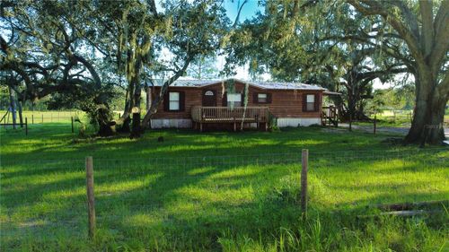 415 Bronco Dr, Zolfo Springs, FL, 33890-3425 | Card Image