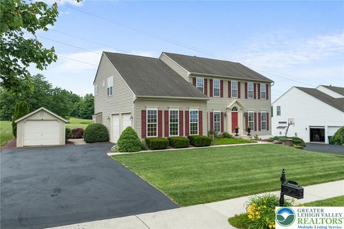 123 Clover Hollow Rd, EASTON, PA, 18045-8024 | Card Image