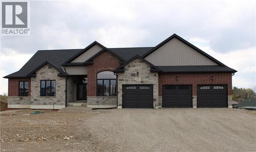 25 Bowen Place, Oakland, ON, N0E1L0 | Card Image