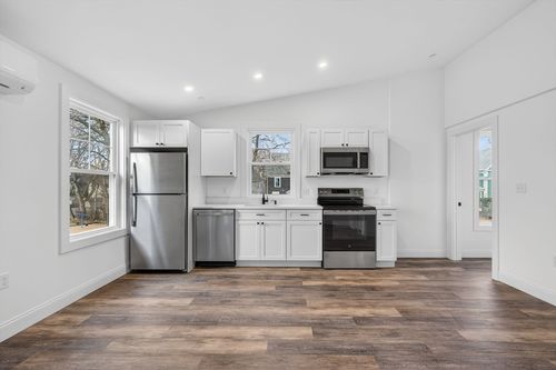 203-371 Cabot, Beverly, MA, 01915 | Card Image