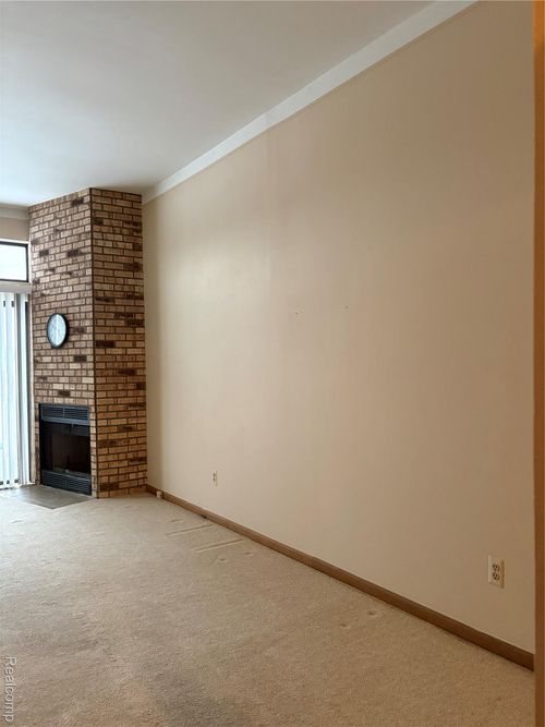 38848 Windmill Pointe S, Clinton Township, MI, 48038-5117 | Card Image