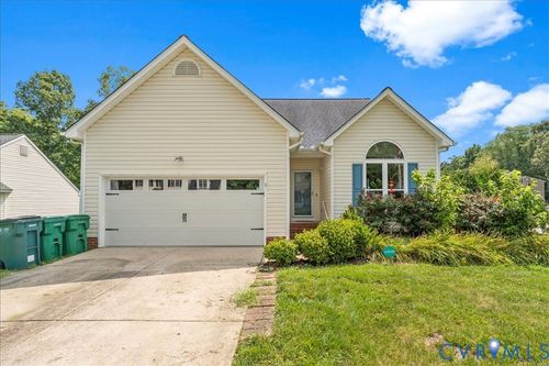 3003 Chartwood Dr, Sandston, VA, 23150-4122 | Card Image