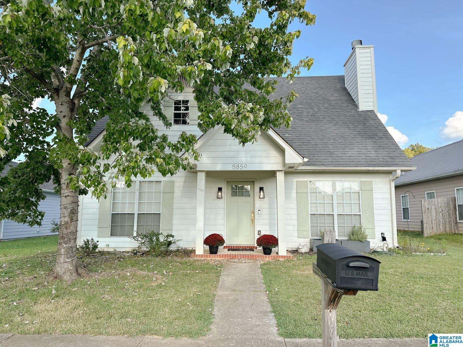 Marchester Cir, Pinson, AL 35126
