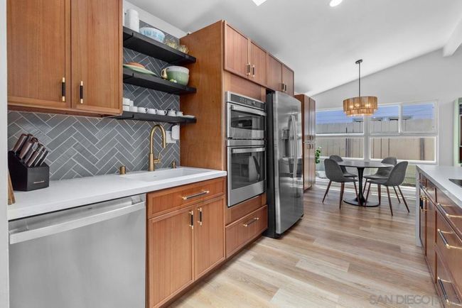 9542 Larrabee Ave, House other with 3 bedrooms, 2 bathrooms and 4 parking in San Diego CA | Image 9