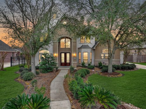 209 Hunters Ln, Friendswood, TX, 77546-1707 | Card Image