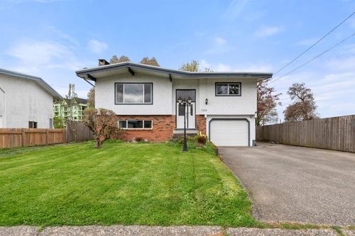 7205 Gordon Dr, Chilliwack, BC, V2R1X7 | Card Image