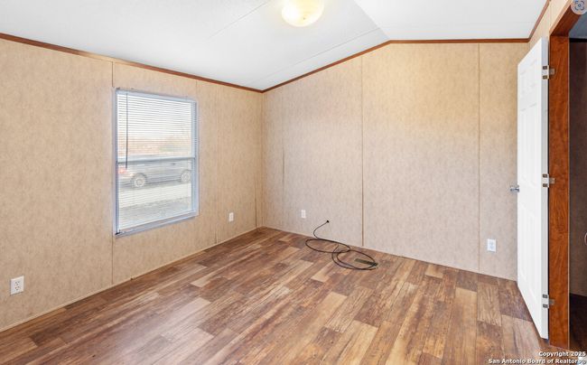 915 I Ave, House other with 3 bedrooms, 2 bathrooms and null parking in Christine TX | Image 7