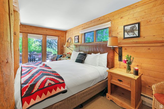 Studio suite is set up as a lock-out (separate rental), or as part of the 2 bedroom cottage | Image 37