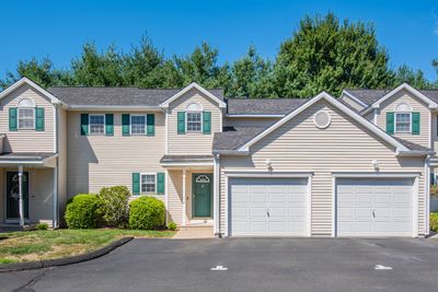 APT-2 - 127 Burritt Street, Condo with 2 bedrooms, 1 bathrooms and null parking in Southington CT | Image 1