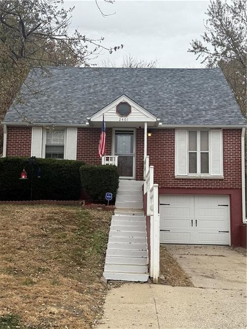 2401 Bittersweet Ln, Saint Joseph, MO, 64503-1909 | Card Image