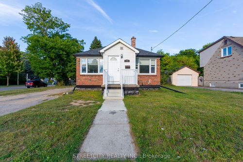578 1st St, London, ON, N5V1Z8 | Card Image