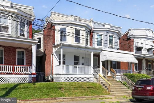 110 W 24th St, WILMINGTON, DE, 19802-4132 | Card Image
