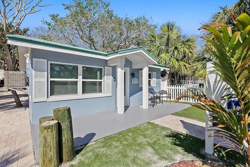 724 Gulf Blvd, INDIAN ROCKS BEACH, FL, 33785-2623 | Card Image