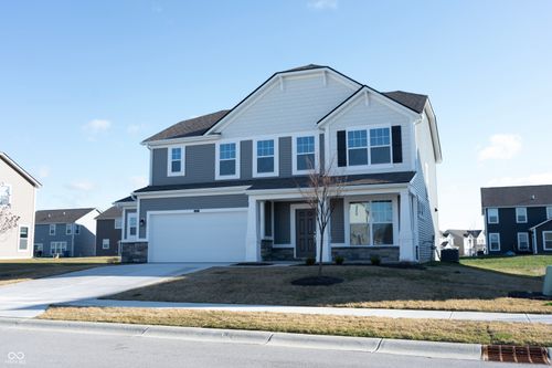 6796 Highland Way, Brownsburg, IN, 46112-7063 | Card Image