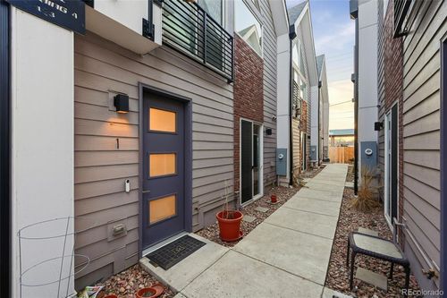 4-1-3411 N Albion St, Denver, CO, 80207-1807 | Card Image