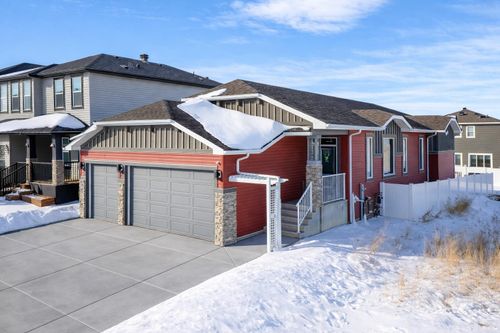 1132 Veterans Ave, Crossfield, AB, T0M0S0 | Card Image