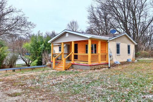 9050 Us Highway 50, Aurora, IN, 47001-9146 | Card Image