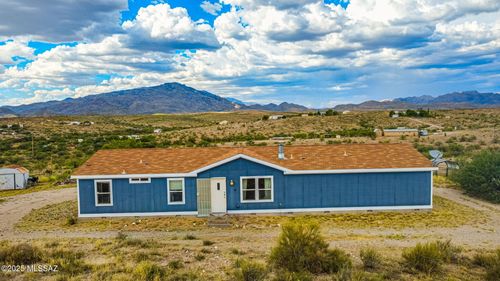 13555 S Bell Rd, Benson, AZ, 85602-7323 | Card Image