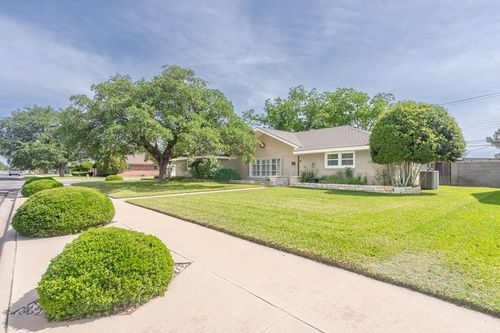 2912 N I St, Midland, TX, 79705-6509 | Card Image