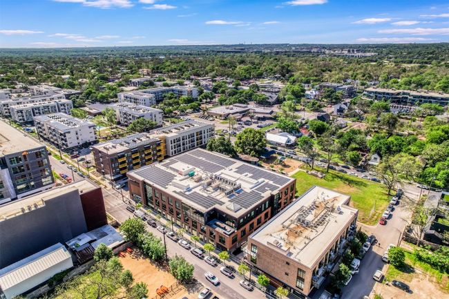 Grocery stores, cafes, and unique boutiques are all within walking distance, making errands feel more like a stroll through the neighborhood than a chore | Image 37