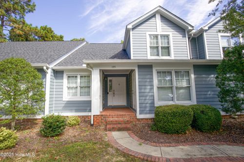 175 N Knoll Rd, Southern Pines, NC, 28387-2907 | Card Image