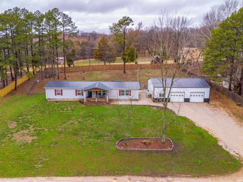 11443 S Whispering Pine Rd, Huntingburg, IN, 47542-9443 | Card Image