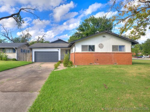 4803 46th St, Tulsa, OK, 74135-3211 | Card Image