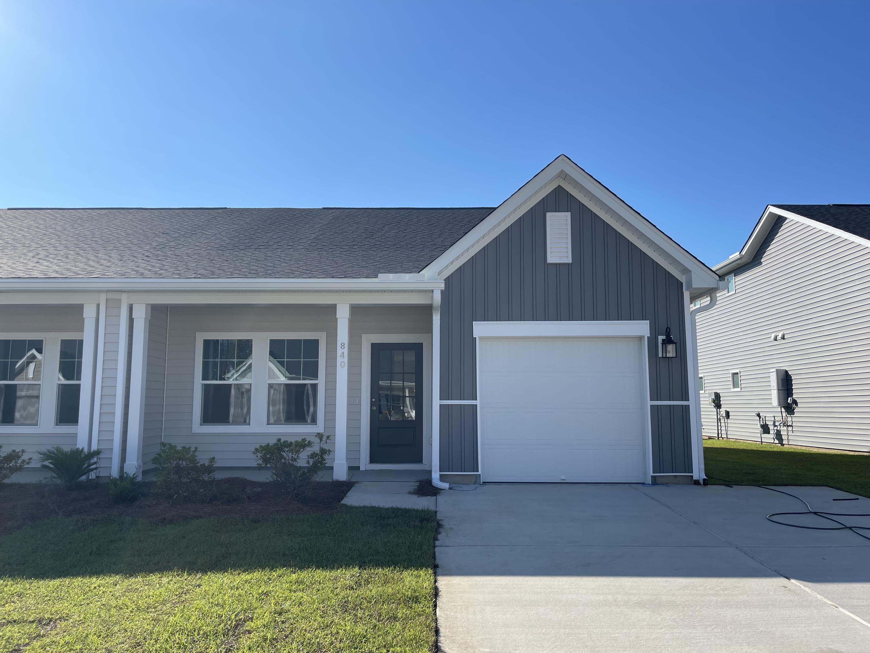 Descartes St, Summerville, SC 29486