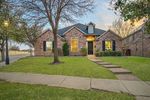 2370 Salisbury Ct, Lewisville, TX, 75056-5542 | Card Image