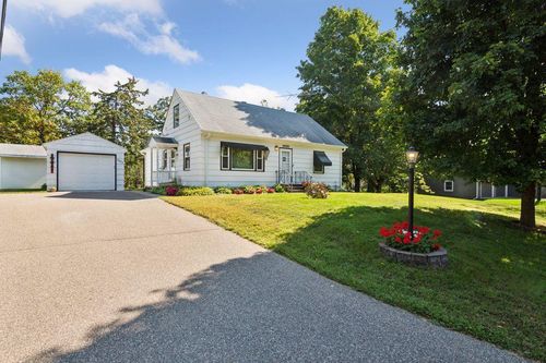4839 Birchwood Ln, Hopkins, MN, 55343-8729 | Card Image