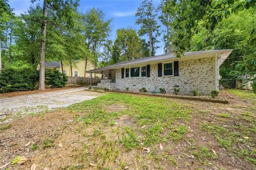 1445 Varner Rd, Marietta, GA, 30062-4046 | Card Image