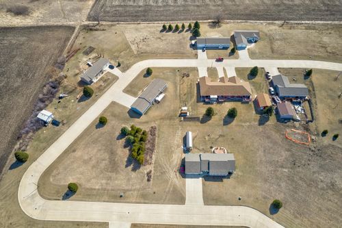 1633 365th Ave, Estherville, IA, 51334-7412 | Card Image