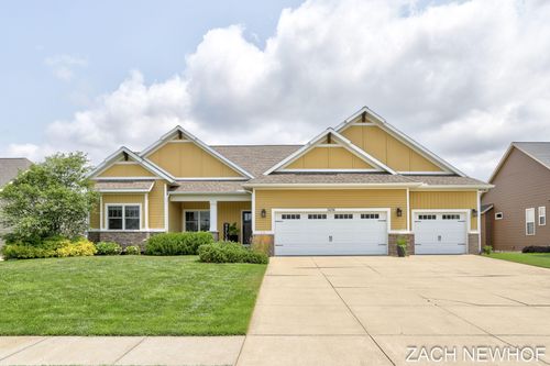 5698 Cory Dr, Hudsonville, MI, 49426-7798 | Card Image