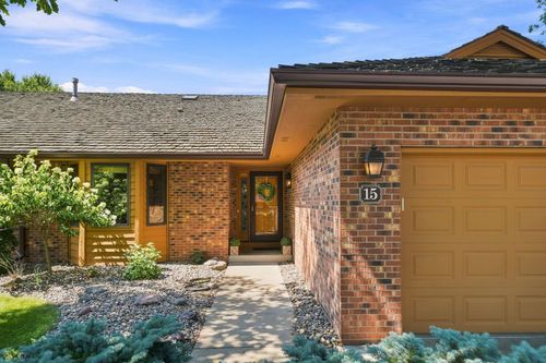 15 Anemone Cir, North Oaks, MN, 55127-6245 | Card Image