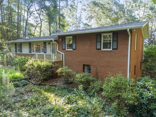 2009 Philcrest Rd, Raleigh, NC, 27612-3913 | Card Image