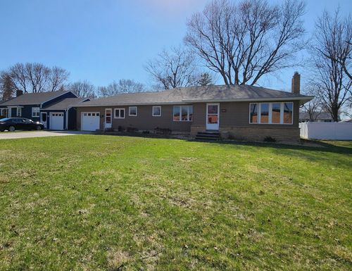 710 9th St S, Olivia, MN, 56277-1503 | Card Image