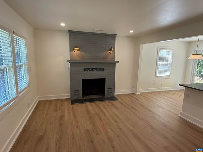 106 Perry Dr, House attached with 2 bedrooms, 1 bathrooms and null parking in CHARLOTTESVILLE VA | Image 4