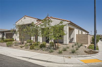 354 Beethoven Ridge Drive, House other with 2 bedrooms, 2 bathrooms and null parking in Henderson NV | Image 3