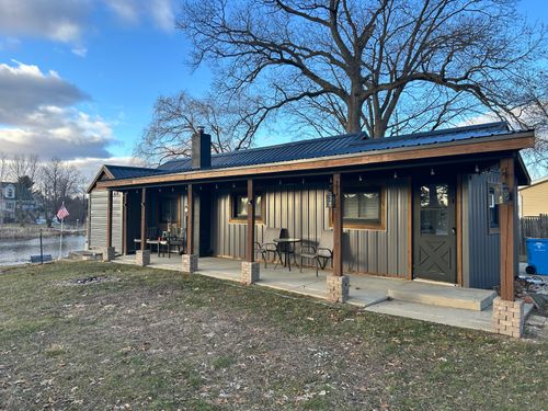 31908 Decker Rd, Colon, MI, 49040-9771 | Card Image