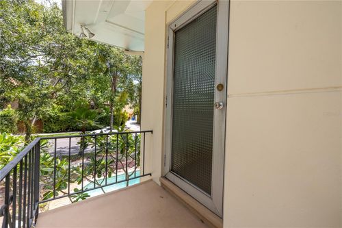 356 1/2 14th Ave Ne, St Petersburg, FL, 33701-1218 | Card Image