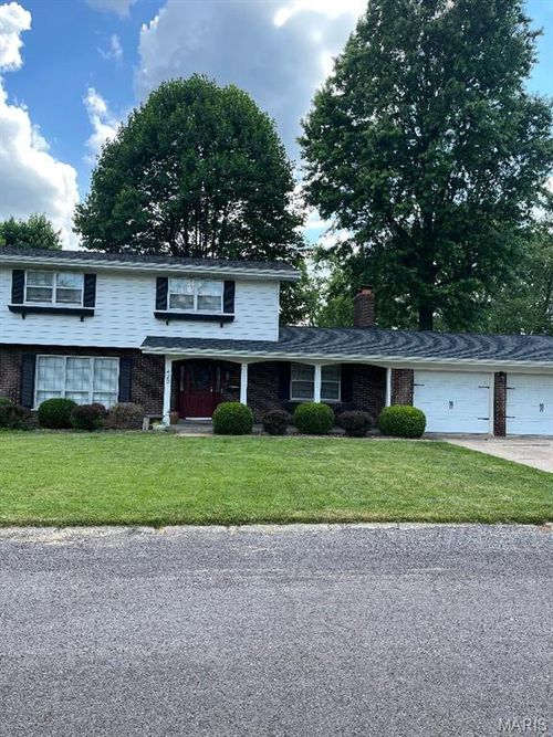 420 Rosewood Ct, Belleville, IL, 62223-4211 | Card Image